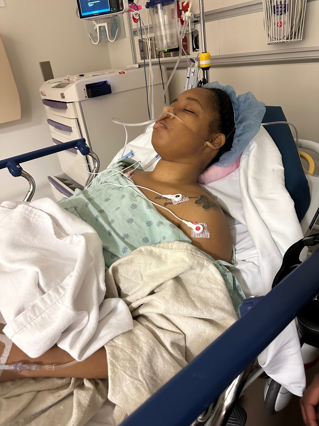 Standing with Nurse Nyki in Her Cancer Battle — photo 2